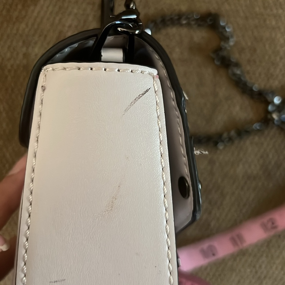 Nasty Gal Stylish cream Handbag with Chain Strap bling. Cross‎ body. - Picture 13 of 14